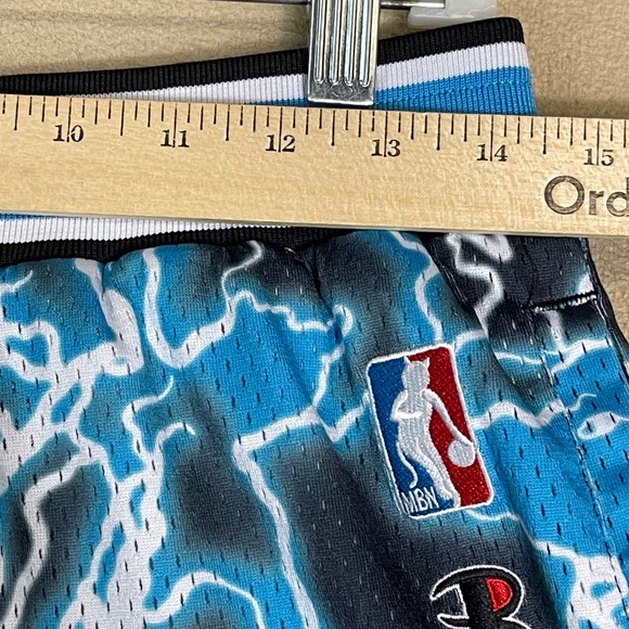 RIPNDIP NBA Mesh‎ Basketball Shorts Lightning Graphic Small Nermal Lord Alien - Picture 4 of 13